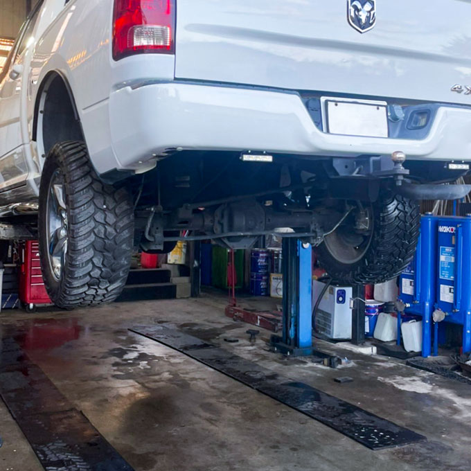 車検・点検、安全を考え丁寧に点検いたします！